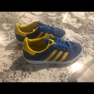 Little boys Adidas sneakers